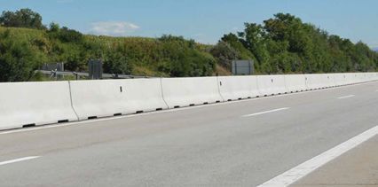 High performance concrete barriers, alternative to steel guardrails